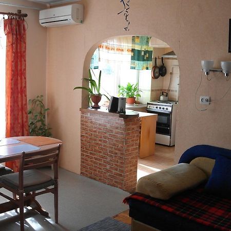 Apartment On Korjatovich 6A Beregovo Exterior foto